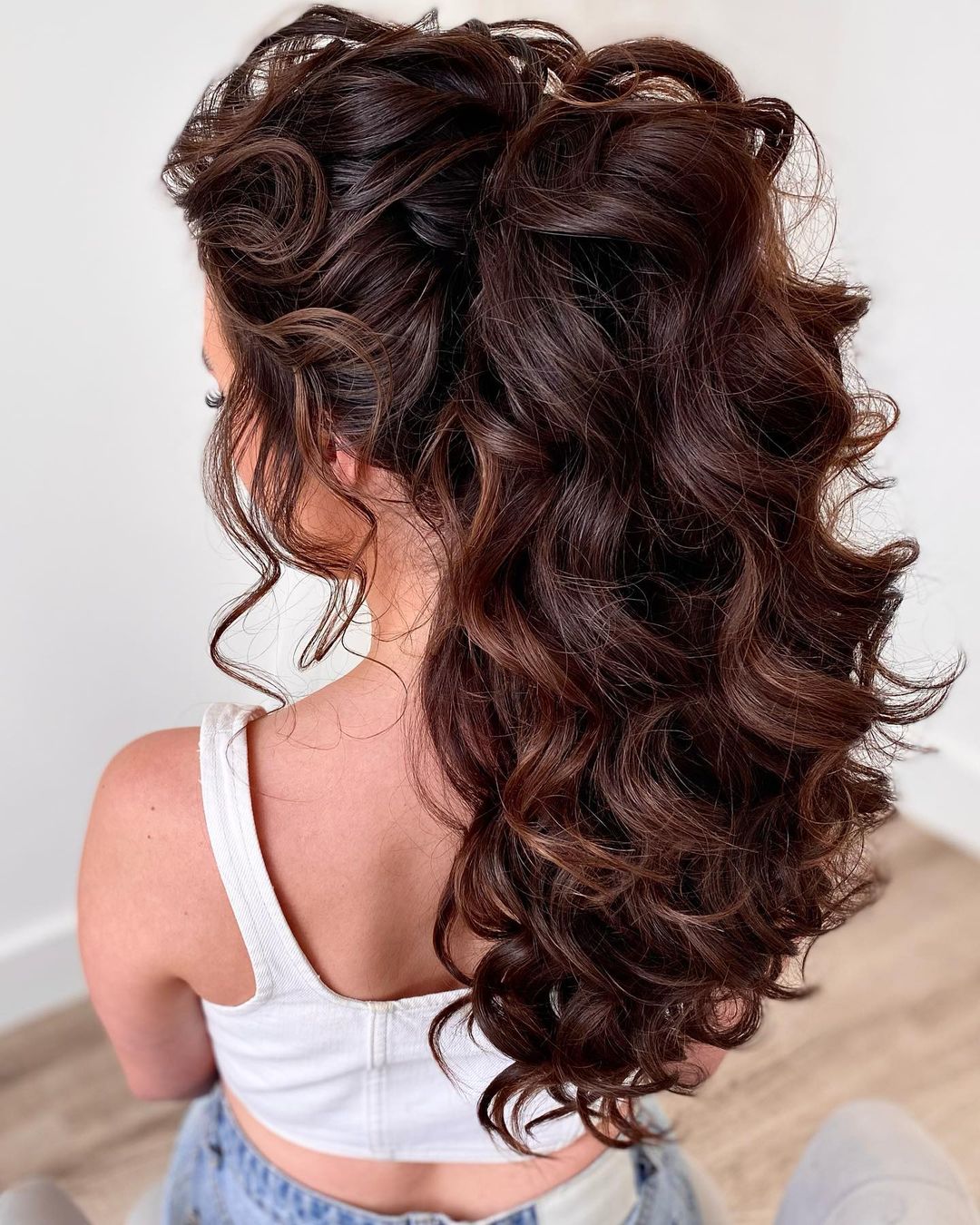 40 Ultimate Wedding Guest Hairstyles for 2024