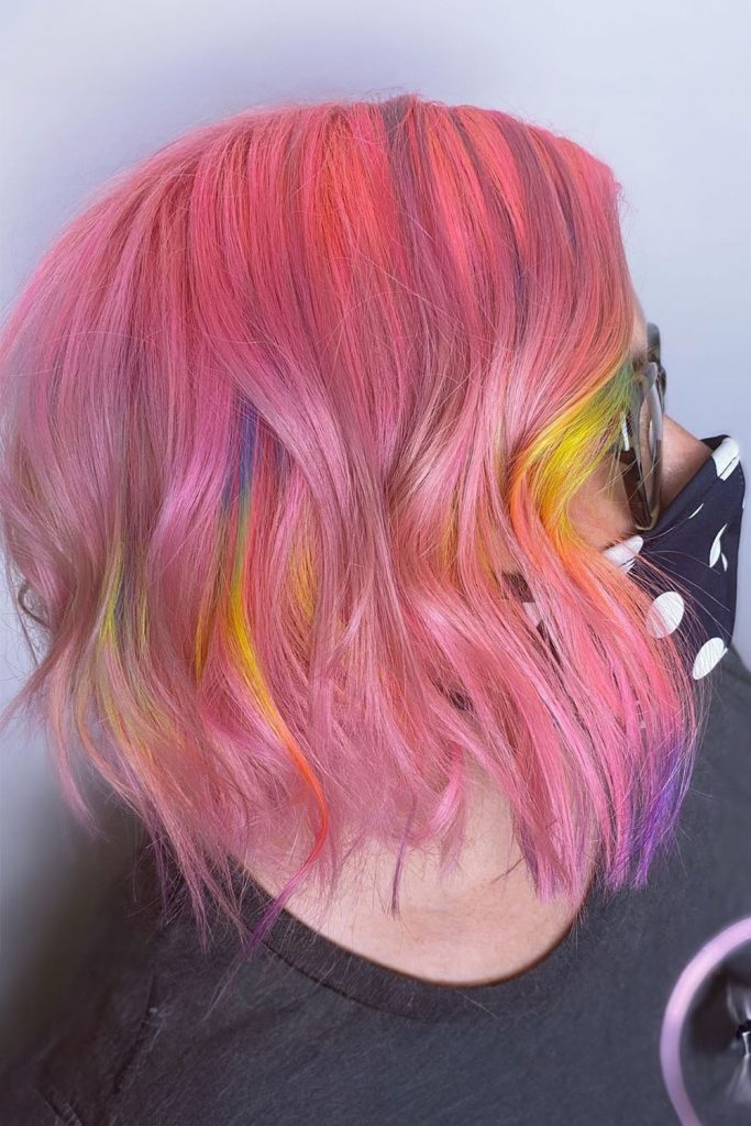 Short Wavy Rose Bob
