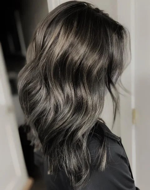15. Subtle Silver Highlights for Seamless Grey Blending