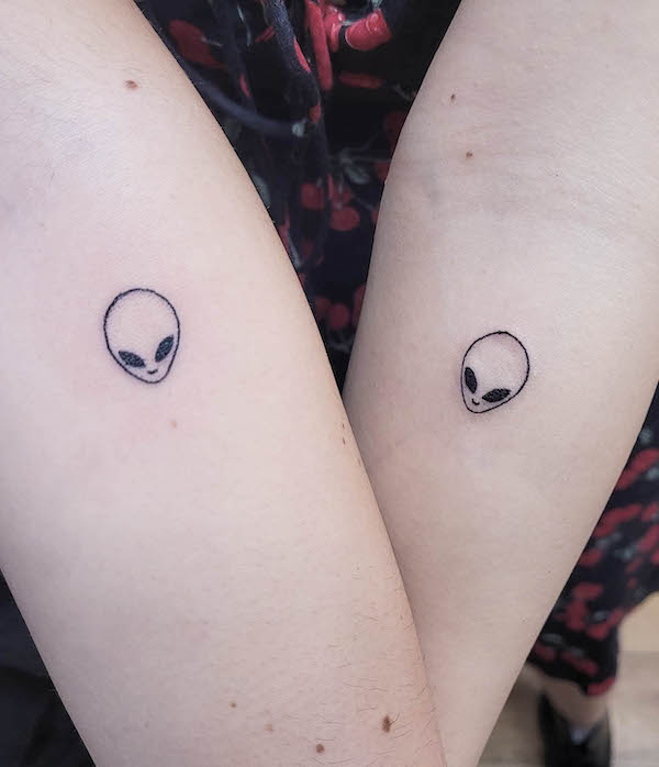 17. A Playful Nod to the Extraterrestrial Bond